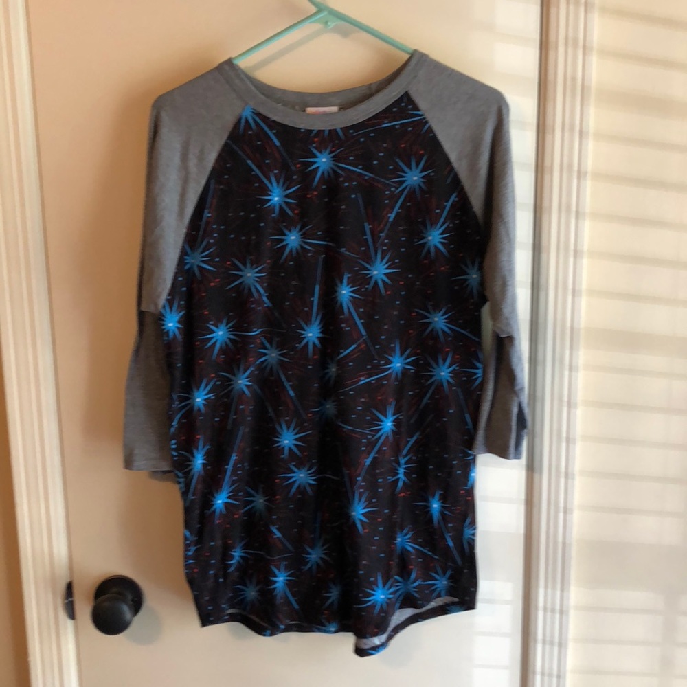 Lularoe fireworks Randy size Large